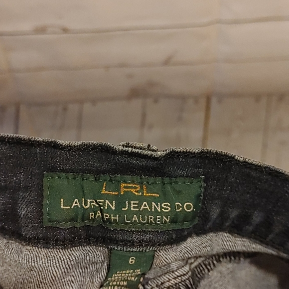 Jeans - Picture 3 of 3